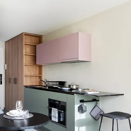 Appartement Townhouse N9 *